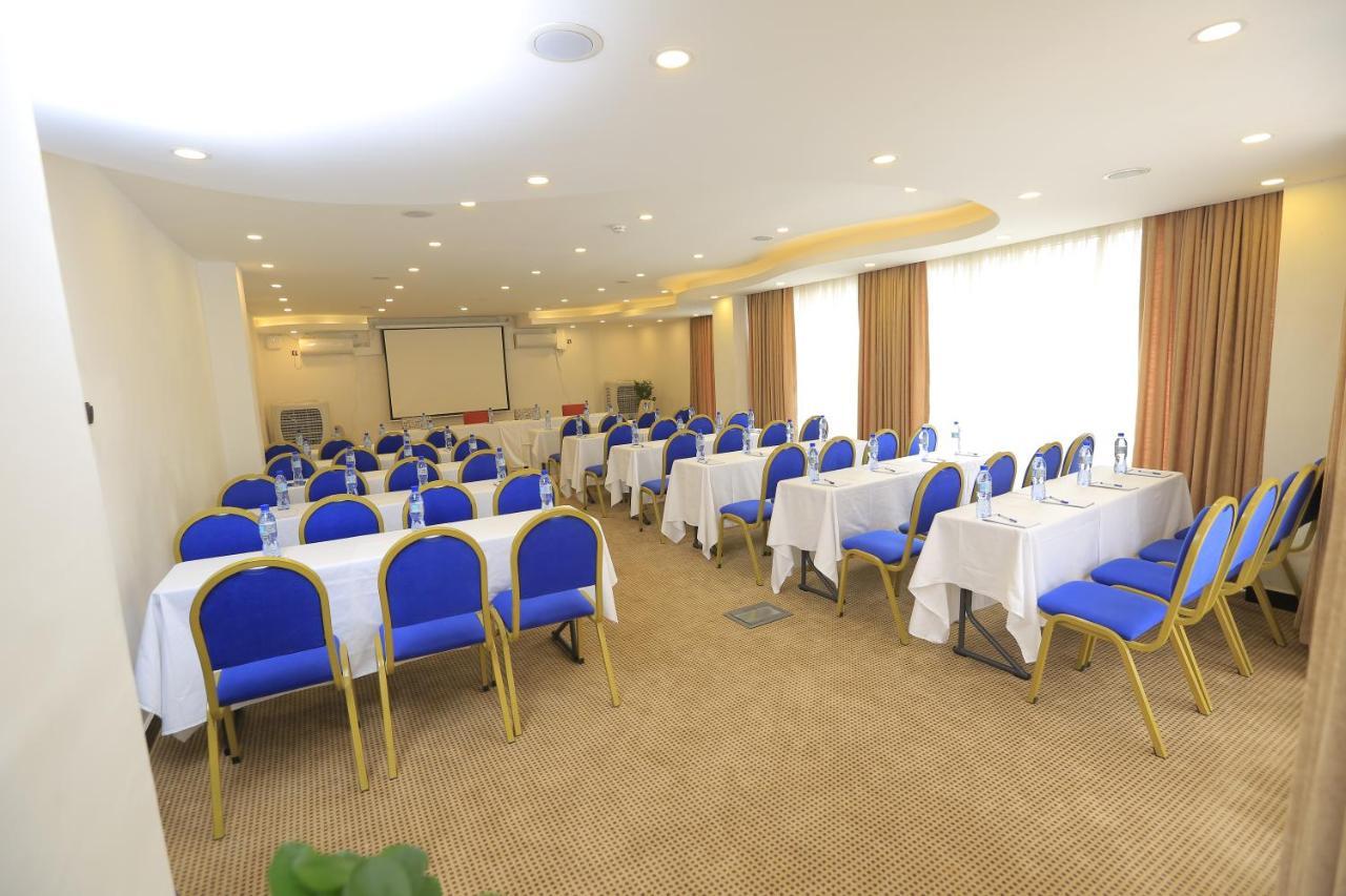 Cassiopeia Hotel Addis Ababa Exterior foto