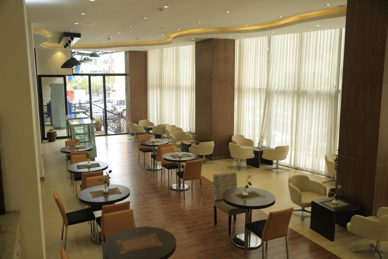 Cassiopeia Hotel Addis Ababa Exterior foto